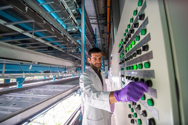 Pinnacle Engineering engineer